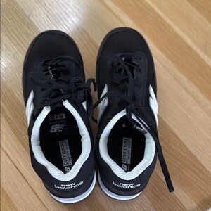 NEVER WORN New Balance boys sneakers size 2.5 Wide big kid